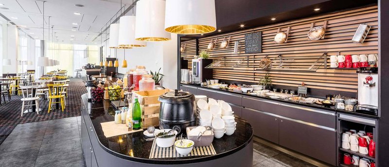 Vienna House Easy by Wyndham Pilsen - restaurace