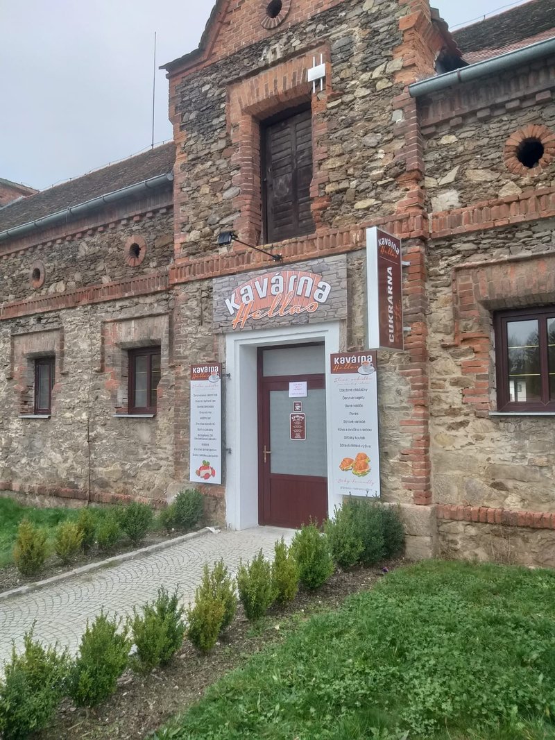 Kavárna Hellas Zručský dvůr