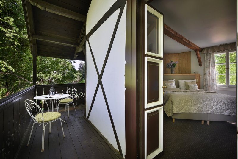 Maxmilian Lifestyle Resort