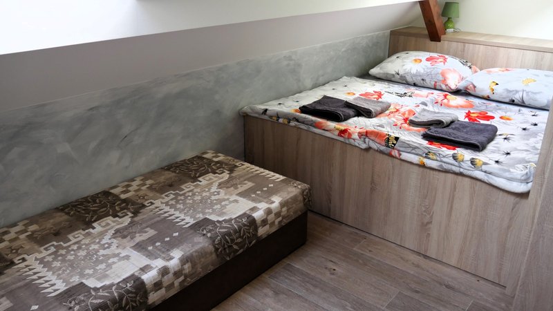 Cyklobar a penzion 100dola - ubytování